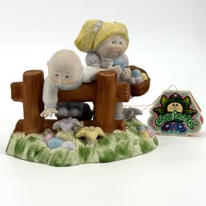 VTG 85’ Cabbage Patch Kids "Finding Easter Treats" Porcelain Figurine